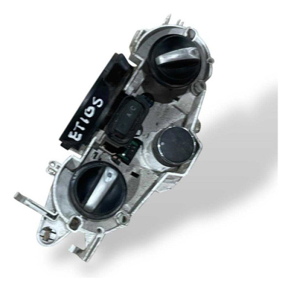 Comando Ar Condicionado Painel Toyota Etios 2012-2017