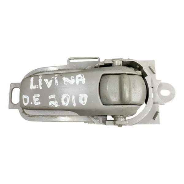 Maçaneta Interna Dianteira Esquerda Nissan Livina 2008/2015 Dianteira