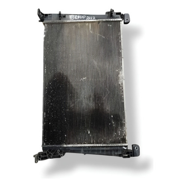 Radiador Fiat Bravo  2011 2012 2013 2014 2015 2016