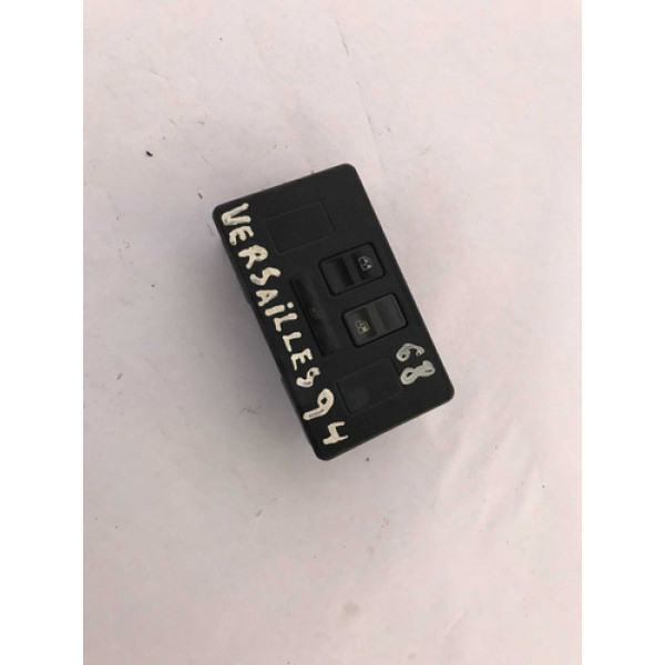 Botão Do Vidro Volkswagen Versailles 1994 337959851