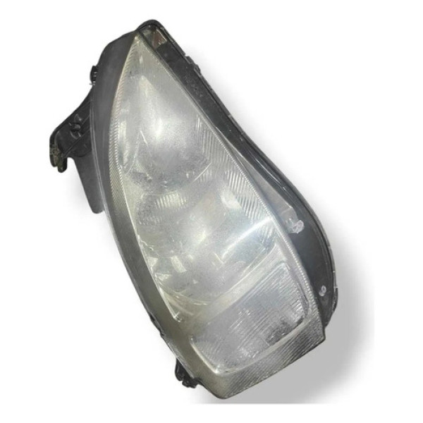 Farol Lado Direito (paralelo) Chevrolet Corsão Detalhe 2006 Direito/passageiro