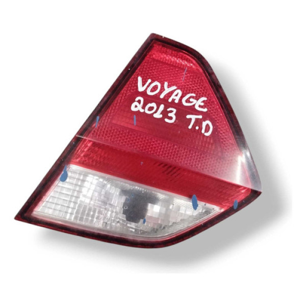 Lanterna Tampa Traseira Direita Volkswagen Voyage 5u5945094b Direito/passageiro Vermelho