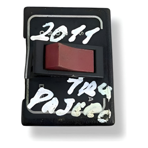 Botao Do Pisca Alerta Mitsubishi  Pajero Tr4 2.0 2011 - Preto