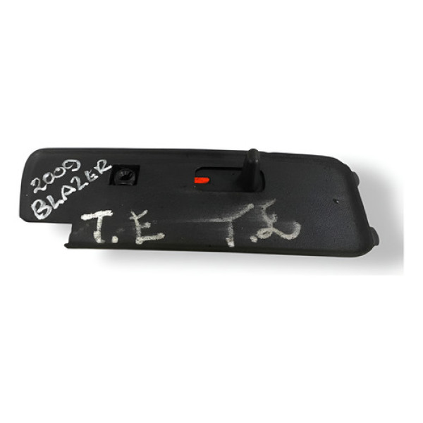 Moldura Trava Porta Traseira Esquerda Blazer 2008 15689173