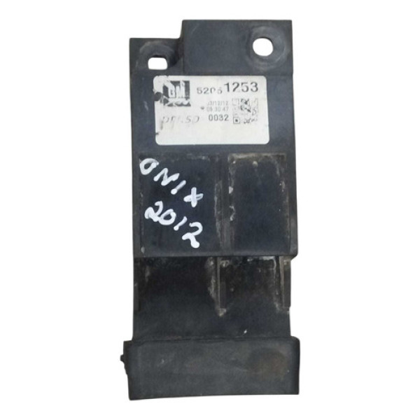 Suporte Radiador Cobalt Onix 2012 2013 2014 2015  52051253  