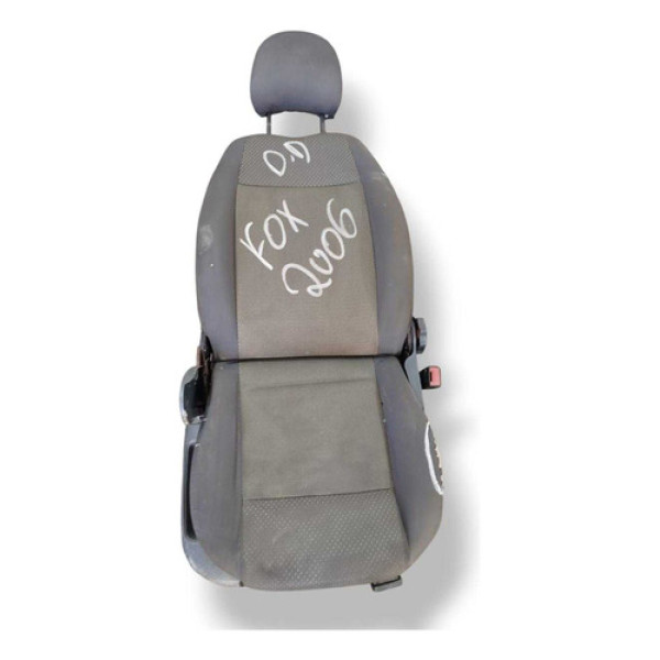 Banco Dianteiro Direito Volkswagen Fox 2007 2008 Detalhe Cinza