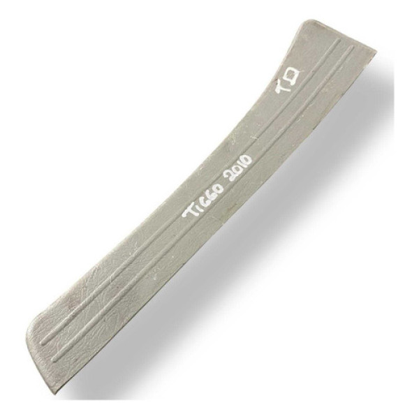 Soleira Porta Traseira Direita Chery Tiggo 2 2010 115107042 Preto