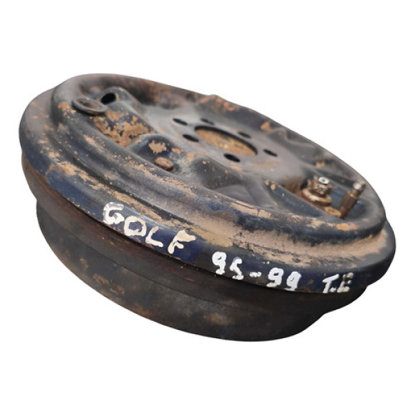 Cubo De Roda Traseiro Esquerdo Volkswagen Golf 1995 1999