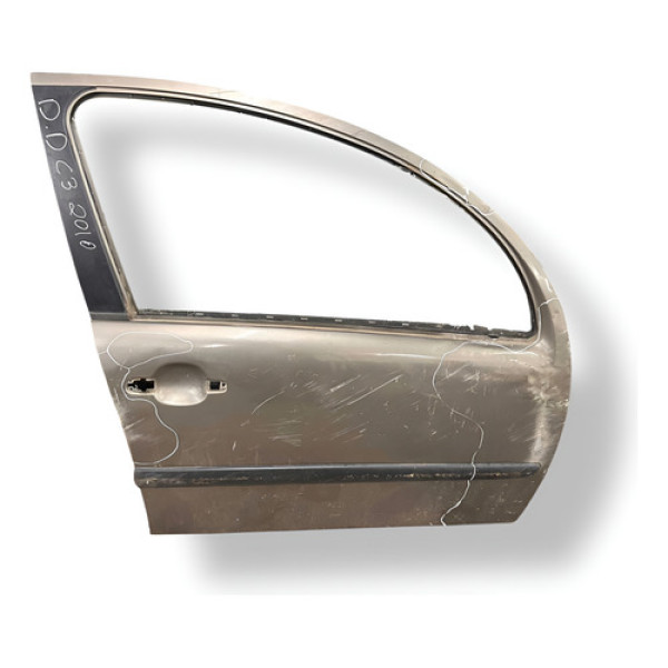 Porta Dianteira Direita Citroën C3 1.4 2011 2012 Detalhe Direita Prateado Dianteira