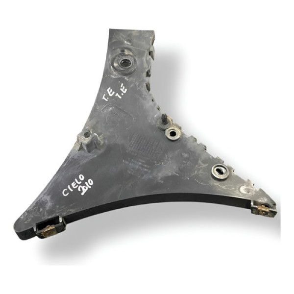 Guia Parachoque Traseiro Esquerdo Cielo 2010 2011 M122804511