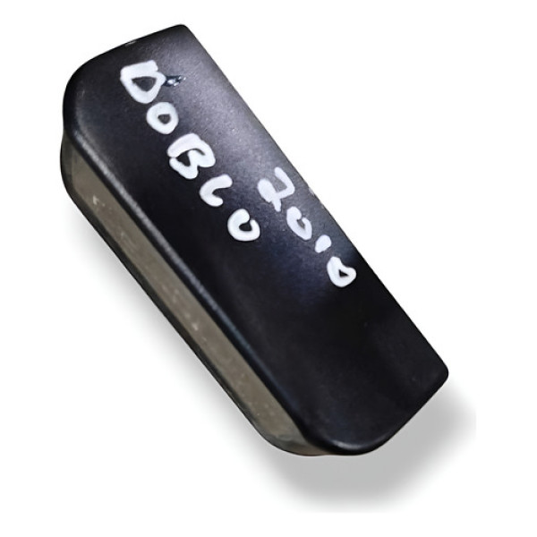 Lanterna Luz De Placa Fiat Doblo Adventure 2010 2011 A 2013 Direito/passageiro Verde-escuro