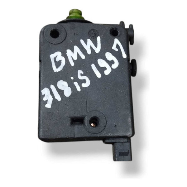 Trava Elétrica Diant Esquerda 318i S 1.9 1997  67111387610