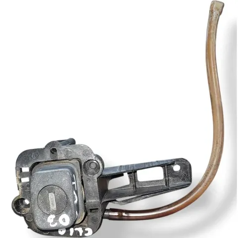Botão Fechadura Tampa Traseia Renault Clio 2003 2004 842255