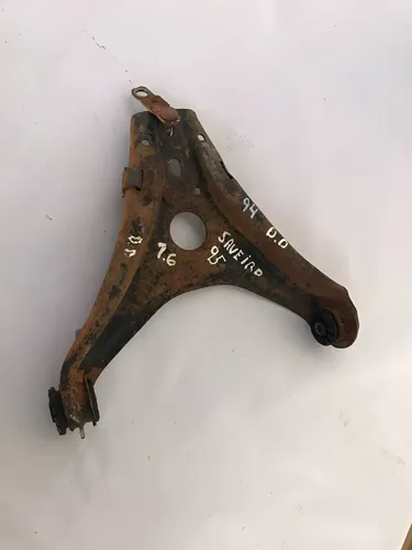 Balança Dianteira Direita Saveiro 1.6 1994 1995 1996